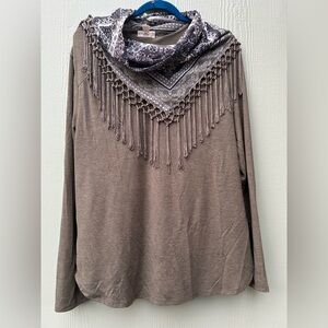 Style & Co. Olive Long Sleeve Top with detachable Scarf. Size Large